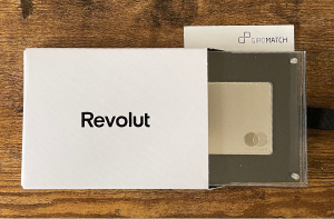 Revolut-Ultra